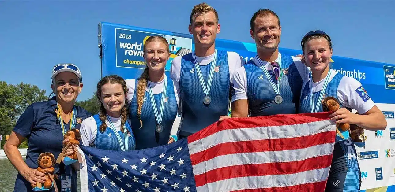 Paralympic-Rowers-Make-Waves-from-NCAA-Varsity-Programs USRowing Para rowing team with the USA flag